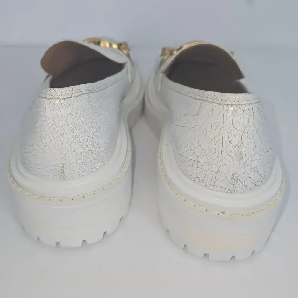 Tory Burch Jessa Lug Sole Loafer White Crackle Gold Tone Metal Horse Head Size 7